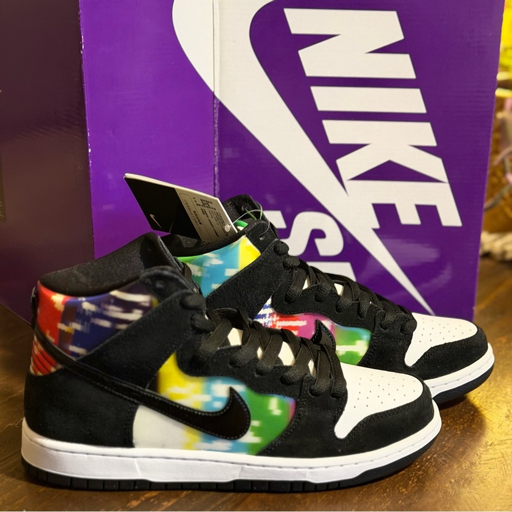 Nike SB Dunk High Pro Tops “TV Signal” Pixelated Multi Colorful Accents -  9M